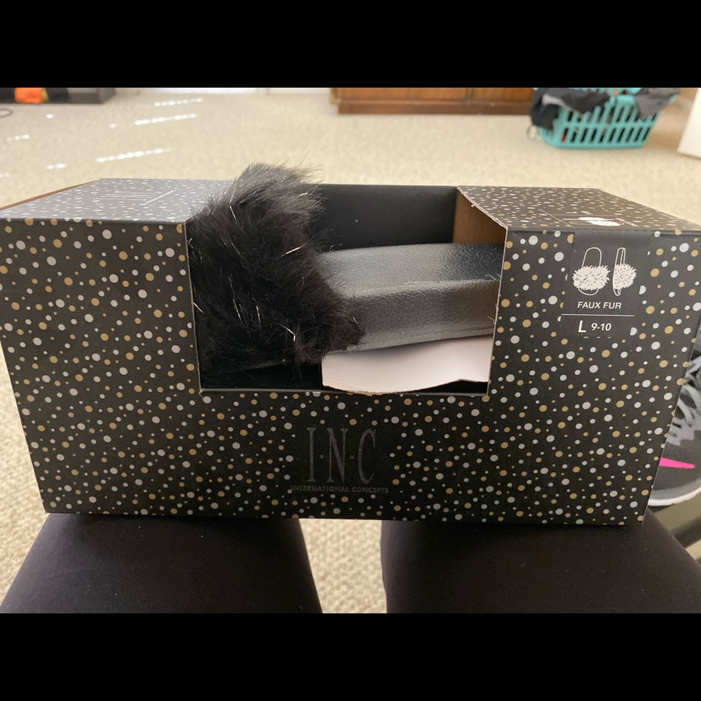Womens Faux Fur Slides